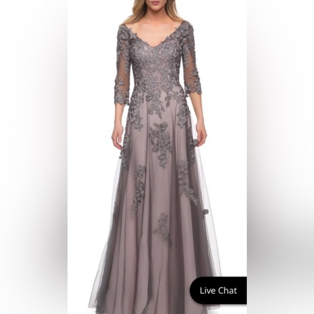 LA FEMME
Feel like a princess! A-Line Gown, Lace & Tulle, Pink and Gray